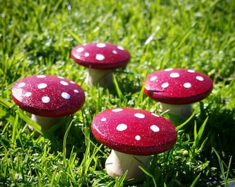 Fairy Toadstools - Wooden Mushrooms - Fairy Garden - Toadstool - Fairy Seat - Gnome Toadstool - Fairy House - Red Mushroom - Set of 4