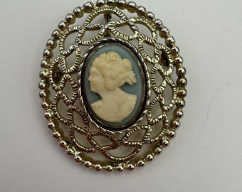 ヴィンテージ サラ コベントリー カメオ ブローチ ゴールドトーン