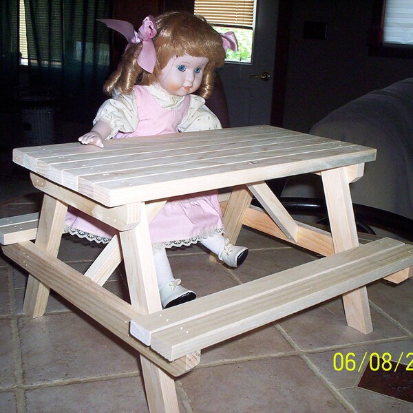 Picnic Table for 18 inch dolls