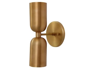 Handmade Elegant Brass Wall Sconce Classic Accent Lighting for Hallways & Bedrooms