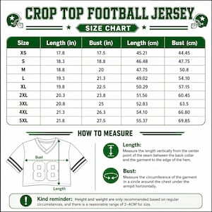 Puede incluir: Una tabla de tallas verde y blanca para una camiseta de f&uacute;tbol corta. La tabla incluye columnas para talla, longitud en pulgadas y busto en pulgadas, junto con conversiones m&eacute;tricas. Incluye un diagrama sobre c&oacute;mo medir la longitud y el busto.