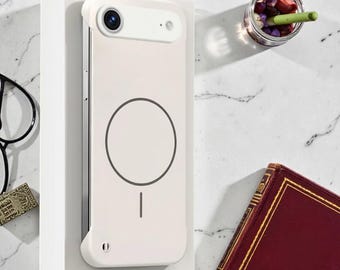 マグネット式フレームレススマホケース 超薄型 耐衝撃 マットカバー MagSafe対応