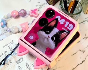 ピンクのキャンディブレスレット型フリップ式スマホケース（ヒンジ保護機能付き、猫耳付き）