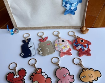 Fish Airtag Keychain: PU Leather Apple Air Tag Holder,Marine Animals Bag Charm