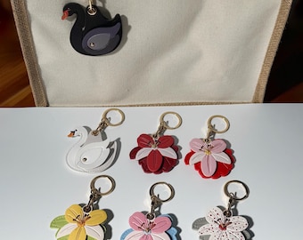 Floral PU Leather AirTag Keychain, Detachable Swivel Hook