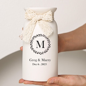 Custom Ceramic Anniversary Vase,Personalized Engagement Gift,Wedding Flower Pot for Couples,Anniversary Present,Unique Wedding Home Decor