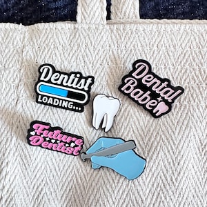 Cute Dentist Enamel Pins, Dental Badge, Dentist Brooch Accessary for Canvas Bags, Backpacks, Lanyards, Gift for Dentists and Dental Students