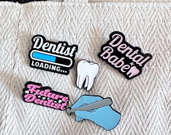 Cute Dentist Enamel Pins, Dental Badge, Dentist Brooch Accessary for Canvas Bags, Backpacks, Lanyards, Gift for Dentists and Dental Students