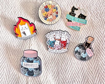 Cute Cat Enamel Pins, Cat Lover Brooch for Canvas Bags, Backpacks, Lanyards, Accessary for Cat Lovers, Cute Cat Badge Cat person Gift