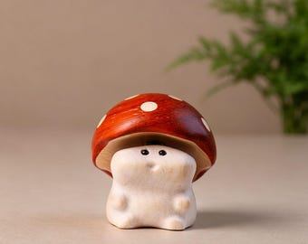4x4.5cm Handcrafted Solid Wood  Rotatable Mushroom Doll Figurine,Healing Desk Ornament/Decoration,Creative Gift