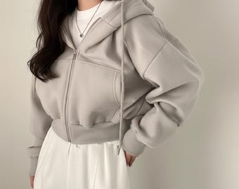 Cropped dameshoodie: zachte polyestertrui met zakken