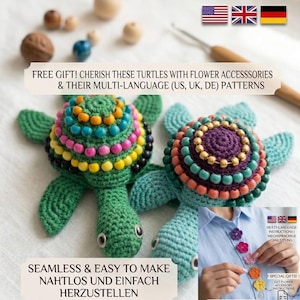 Puede incluir: Dos tortugas de ganchillo hechas a mano, verdes, con caparazones de cuentas de colores y accesorios florales. Las tortugas están detalladamente tejidas. La imagen incluye texto: "FREE GIFT!" y "SEAMLESS & EASY TO MAKE".