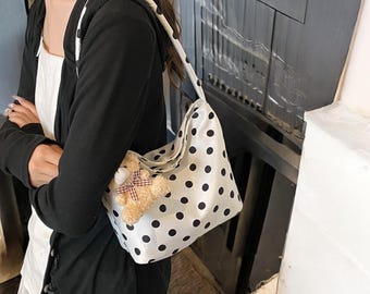 ドット柄ショルダーバッグ｜ファッションアームピットバケットバッグ