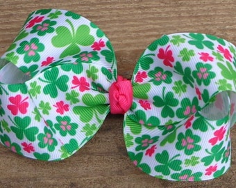 St Patrick's Day Hair Bow~Shamrock Hair Bow~Hair Bows~Large Hair Bow~Boutique Hair Bow~Basic Boutique Bows~Girls Hair Bows~Shamrock Bows~