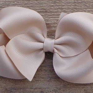Hair Bows for Girls~Tan Hair Bow~4 Inch/5 Inch Hair Bow~Uniform Hair Bow~Back To School Bows~Toddler/Pre-School Hair Bow~Girls Hairbows