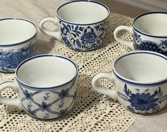 Set Of 5 Centrum CXM4 Blue Floral Chinese Porcelain Large Cappuccino Mugs