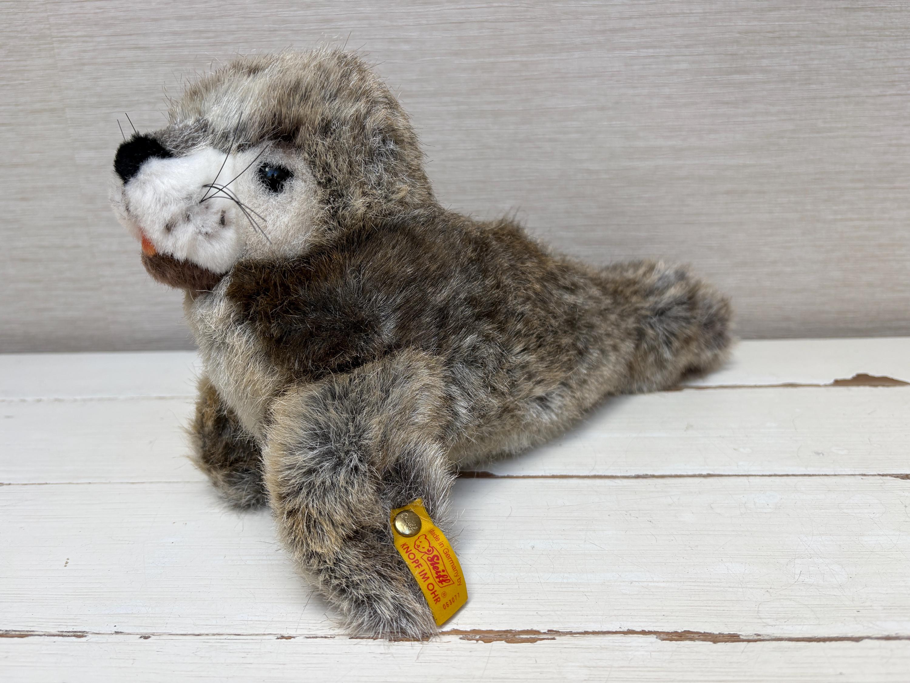 Robby Plush - Etsy