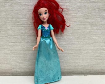 Disney Princess The Little Mermaid Ariel 28cm Posable Fashion Doll