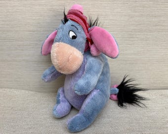 Peluche suave de Ígor Winnie The Pooh de 23 cm de Disney Store