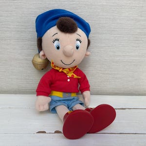 おもちゃの国のノディ  ぬいぐるみ Noddy character - Etsy 日本
