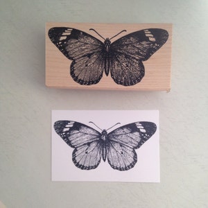 Monarch Butterfly Rubber Stamp for Planners, Journals, and DIY Crafts 1112 T image 4