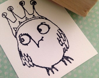 Bigger Owl Queen Wood Mounted Rubber Stamp 6464