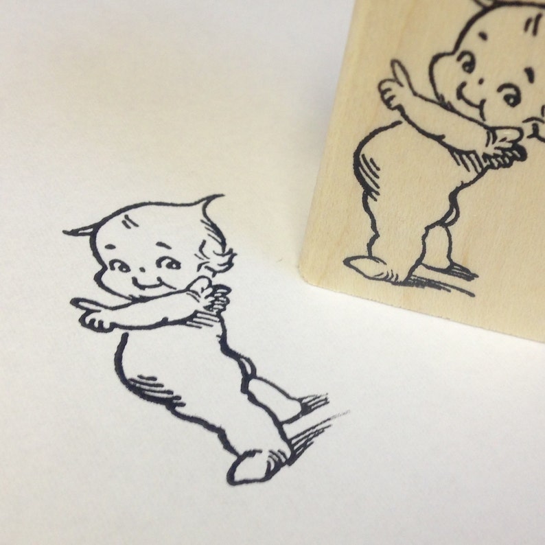 Tiny Pointing Kewpie Doll Mounted Rubber Stamp738 image 2