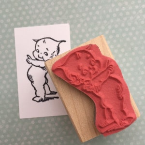 Tiny Pointing Kewpie Doll Mounted Rubber Stamp738 image 3