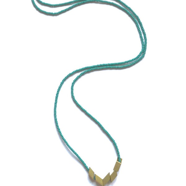 The Helsinki Series in Emerald- Modern Geometric Necklace