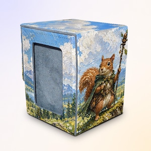 MTG Commander-kortlekslåda, Squirrel Ranger TCG-kortförvaring, fönsterdisplay, kapacitet på 220+ kort