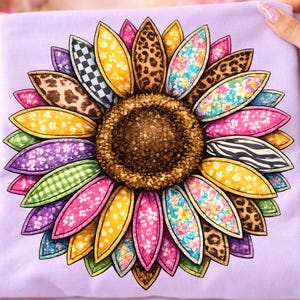 Pode incluir: Um conjunto de três vasos de cerâmica em alturas variadas. O vaso mais alto tem aproximadamente 25 cm de altura, com um acabamento branco fosco. Os outros dois vasos têm um design semelhante, com uma superfície ligeiramente texturizada.