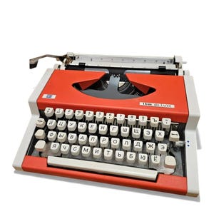 Russian cyrillic typewriter - Etsy 日本