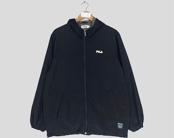 Vintage FiLA BIELLA ITALIA Huvtröjor Hel dragkedja Jacka Big Logo Fila Biella Italia Light Sportswear Jacka Fila Träningsjacka Large Stl.