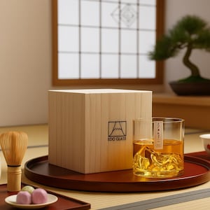 Japanese 3D Mountain Whiskey Glass | Old Fashioned Borosilicate Rock Tumbler | 200ml | Wooden Gift Box for Whiskey Lovers