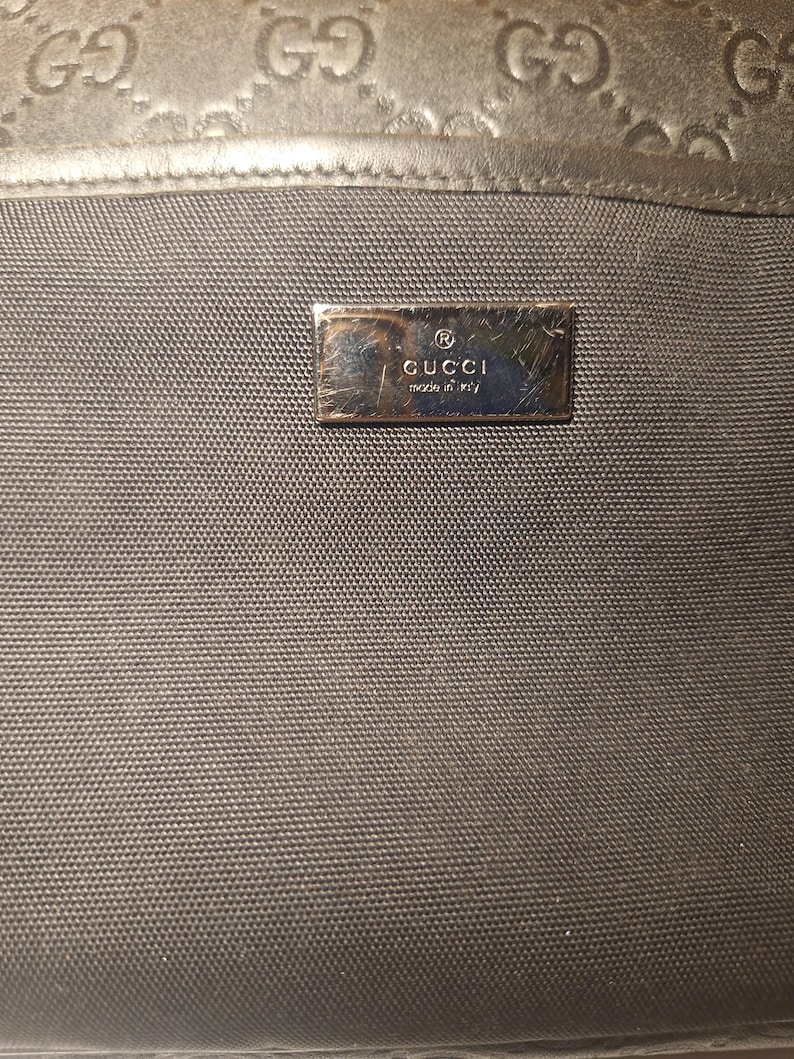 Authentic Gucci black guccissima clutch wristlet with leather strap GG monogram iconic design great condition very clean bild 13
