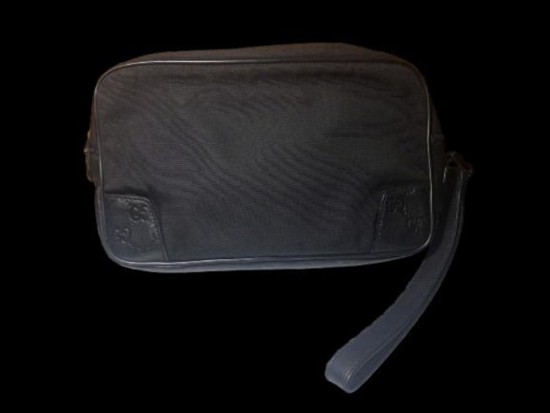 Authentic Gucci black guccissima clutch wristlet with leather strap GG monogram iconic design great condition very clean bild 1