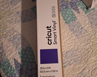 Cricut vinyl purple new unopened box 25in x 5 ft removable smart roll