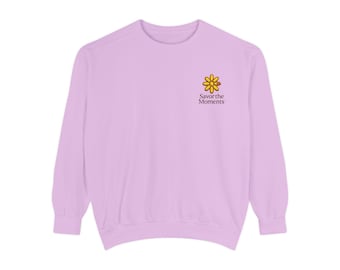 Savor the Moments TM Daisy Shirt, Heart in Pedal Floral Sweatshirt, Nature Lover Daisy Graphic Tee, Outdoor Apparel