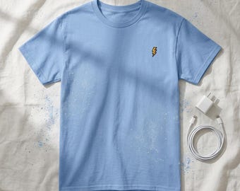 Camiseta con rayo bordado, camiseta minimalista moderna con destello