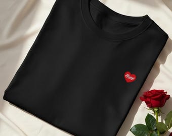 Camiseta con corazón bordado, ropa minimalista de amor, camiseta de estilo vintage