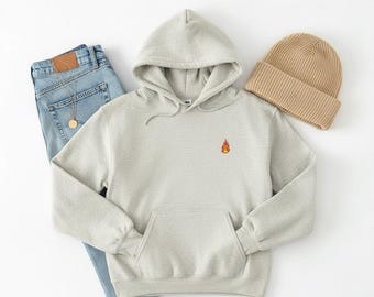 Sudadera con capucha minimalista bordada con llamas / Sudadera estética con micro bordado de fuego
