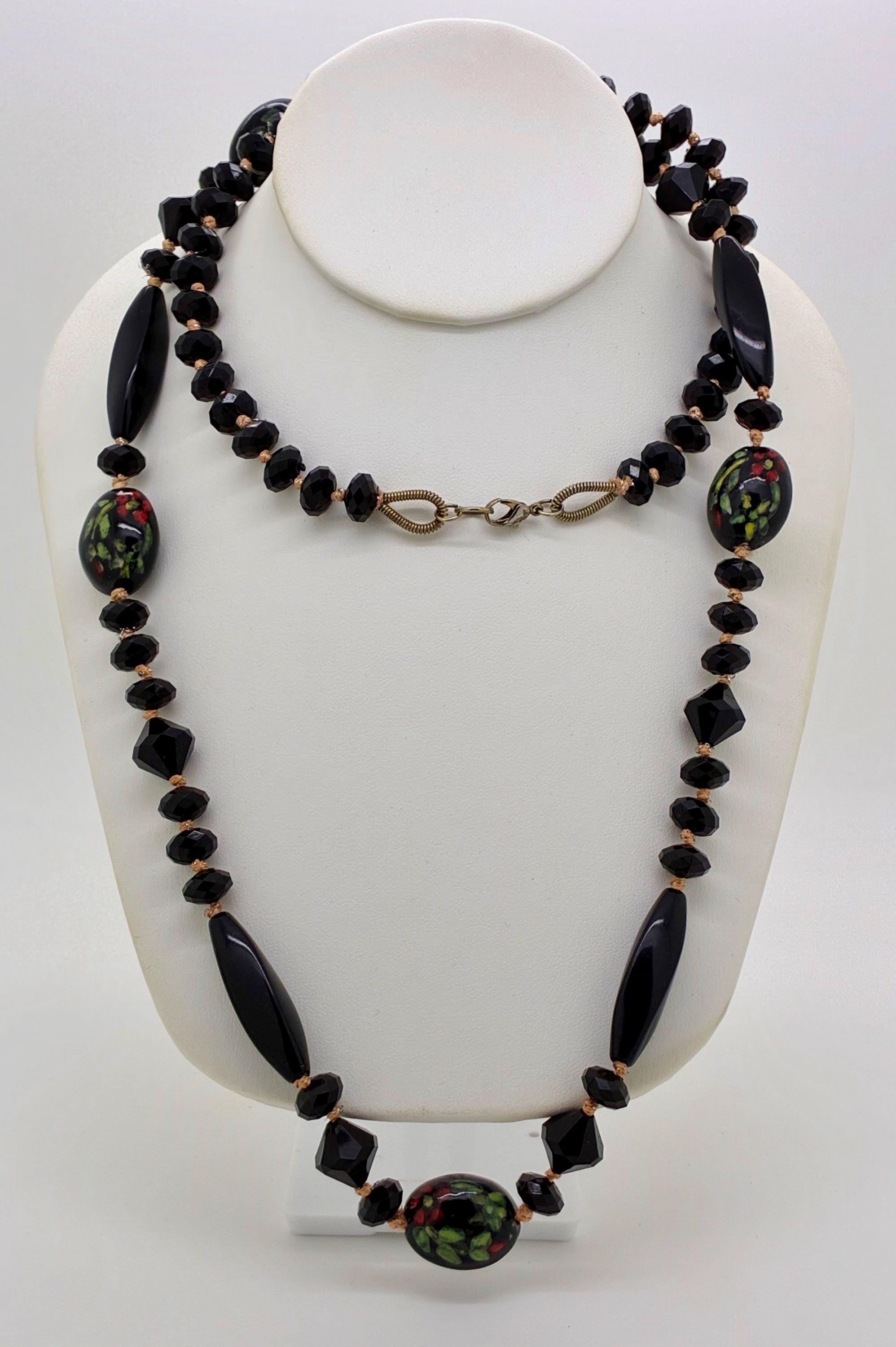 Collier à Franges En Jais - Style Années 60 - Parfait état - Occasion Vintage