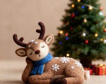 Reno navideño de fieltro / Figura de reno de lana / Decoración de alce de fieltro con aguja / Lindo adorno navideño / Decoración de mesa de invierno