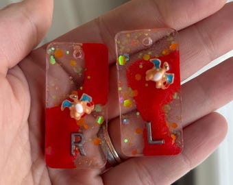 リザードンチャーム X 線マーカー、赤とチャンキーオレンジのグリッター ハンドメイド (放射線技師向け)