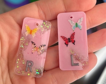 蝶のチャーム付きX線マーカー、ベビーピンクとグリッターのハンドメイド（放射線技師向け）
