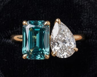 Toi et Moi Engagement Ring, Teal and Moissanite Two Stone Ring, Emerald and Pear Cut Gold Band, Alternative Bridal Jewelry, Promise Ring