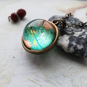 Sale 3D Glass Globe Pendant Antique Bronze Necklace, Old World Map, Travel, Adventures, Unisex Jewelry, Vintage Inspired, jingsbeadingworld