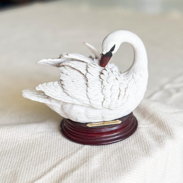 Vintage Giuseppe Armani Swan Figurine | Porcelain 1990 | Italy #2112S