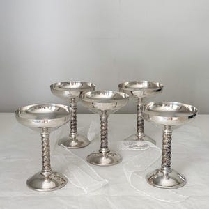 Copas de champán Angulo vintage bañadas en plata / Copas de boda con tallo de vid