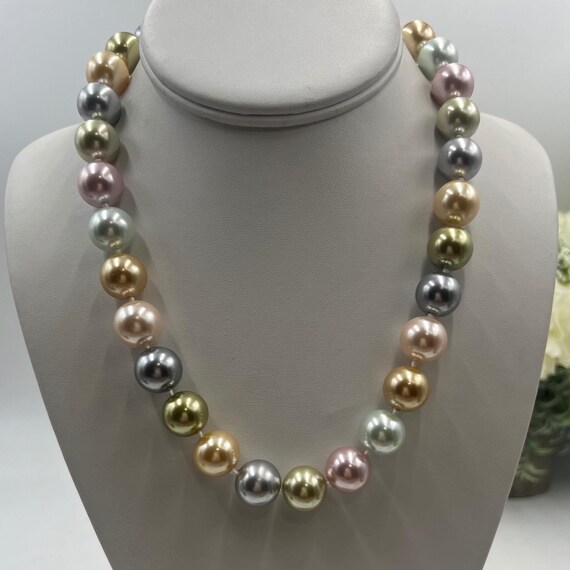 KJL Kenneth Jay Lane 2009 Faux Glass Pearl Single… - image 1